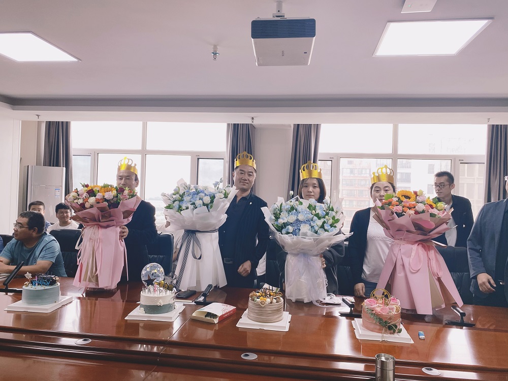 美好時(shí)光<div   id=